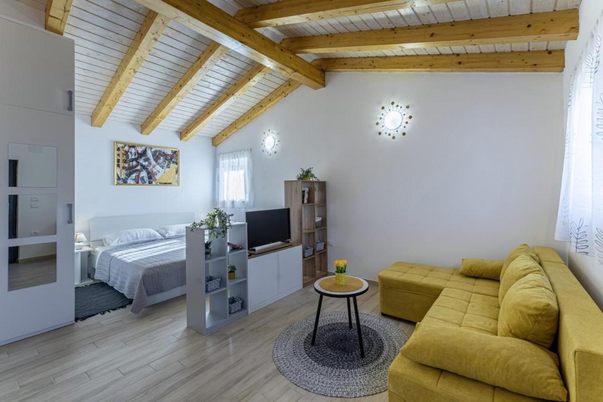 Modean In Pula - Haus Fuer 2-3 Personen别墅 外观 照片