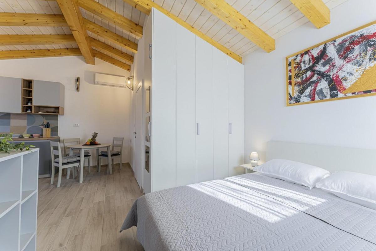 Modean In Pula - Haus Fuer 2-3 Personen别墅 外观 照片