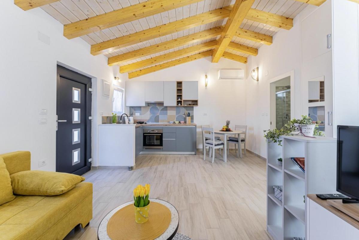 Modean In Pula - Haus Fuer 2-3 Personen别墅 外观 照片